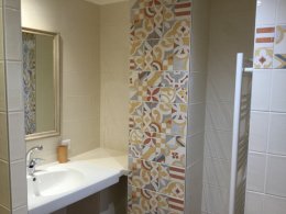 The ground floor bathroom